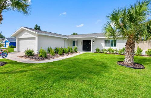 Brand New Saltwater Pool! - Waterfront Canal - Luxury Home - Foto 78