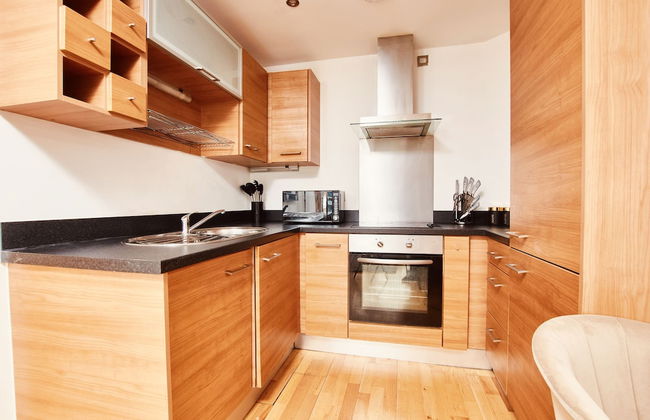 Deluxe City Centre Apt Balcony View Free Parking - Foto 21