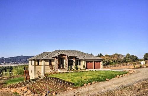 Chic Willamette Valley Home with Deck and Vineyard! - Foto 32