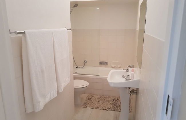 Silver lining beach apartment - Foto 22