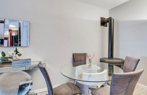 4 Mi to Broadmoor! Apt with Movie Theater and Mtn View - Foto 12