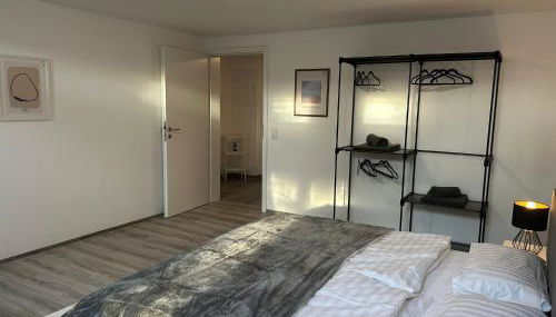 ME LIVING Ferienwohnung Loft Lemgo Brake - Foto 3, wardrobe