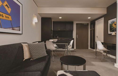 Adina Apartment Hotel Berlin Hackescher Markt - Foto 16