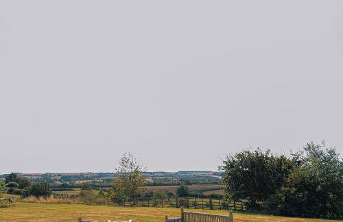 The Dovecote in Seaton, Rutland - Photo 40