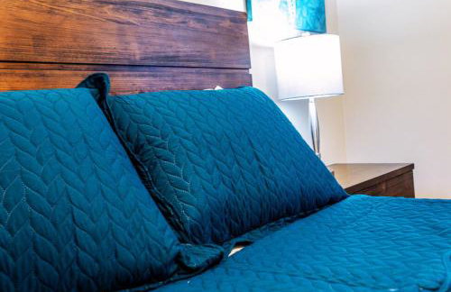 Cozy & Modern 5BR Smart Home with Yard and BBQ - Foto 12