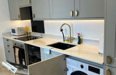 Alhambra House, Modern 2 Bed Flat - F2 - Foto 6