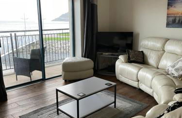 Newcastle Seafront Apartment with Wifi and Parking - Foto 17