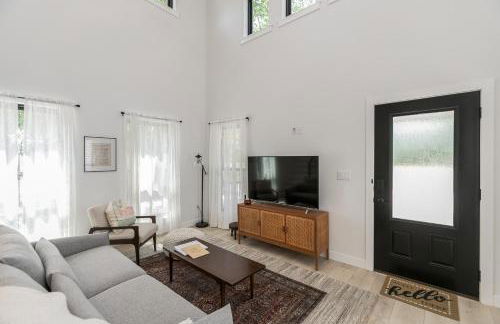 Burnett Cottage - OG - Photo 12