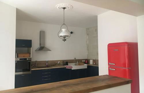 Très grande maison de ville au coeur de Saumur - Foto 4