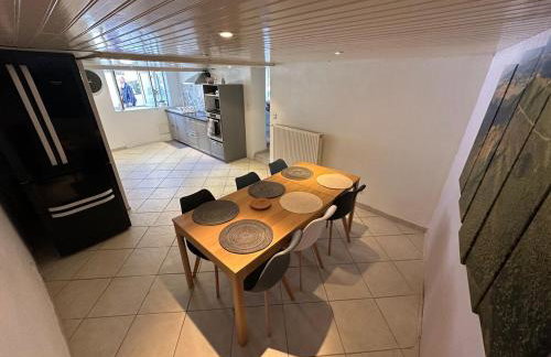 Bright and quiet house - Foto 15