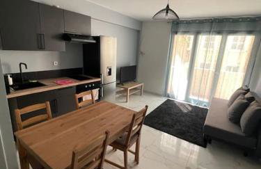 Logement rénové gare St Charles - Foto 1