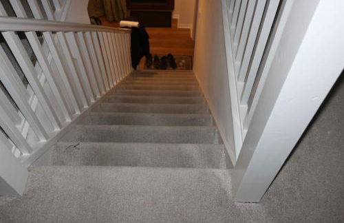 Entire -4 Bedrooms Detached House with Driveway - Foto 15