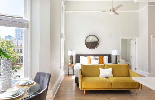 Gaslamp Loft Escape Sleeps 7 in Style - Foto 14