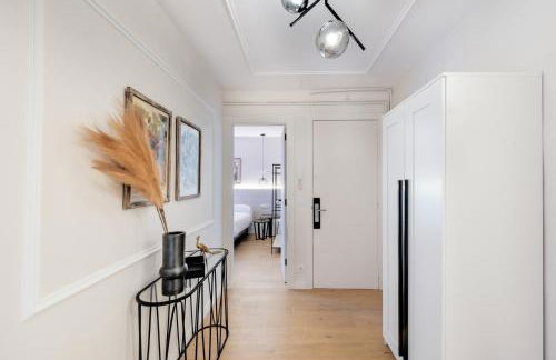 BeBarceloner Eixample Apartments - 4 bedrooms - Photo 3