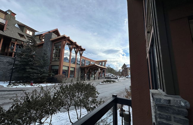 Mountain Retreat - Pool - Hot Tub - Spa - Photo 22