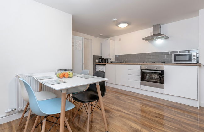 Royal Apartments - Photo 26