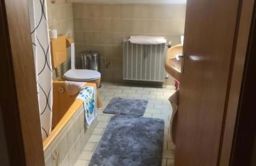 Ironico Homestay 4 Schlafzimmer Ferienwohnung 100 m2 nahe Bostalsee - Foto 9