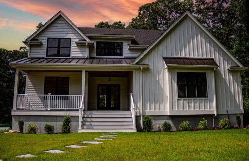 New Home in Falmouth near Beach - Foto 1