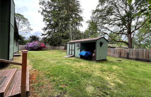 Beautiful Rural home in the Lacey, Wa area - Photo 11