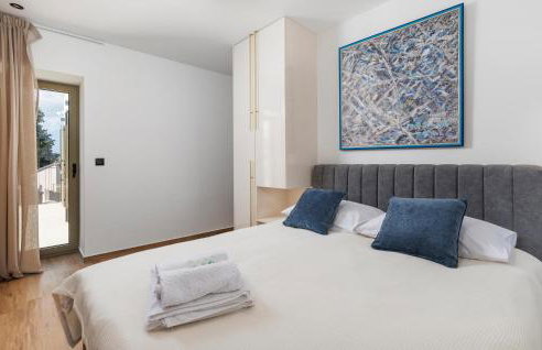 2 Bedroom Awesome Home In Buzet - Foto 4