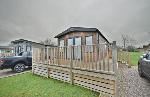 Pendle View Retreat - Holiday Park - Photo 29