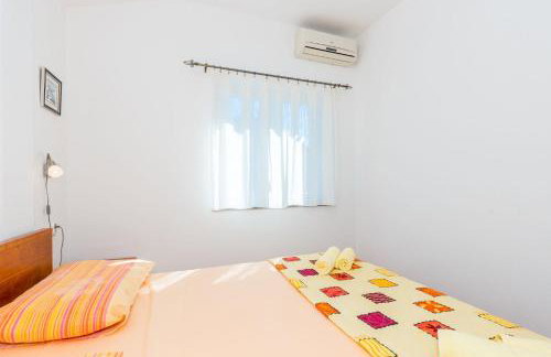 Apartments Ivan Sea View in Peaceful Lun - Photo 60