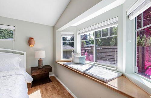 Mid-Century Modern Home - 3-Bedroom Rambler - Foto 31