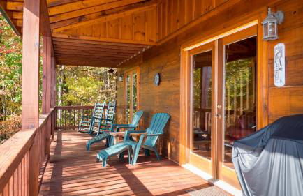 Red Apple Mountaintop cabin hot tub, WiFi, Pet friendly, Fireplace, pit, BEST VIEWS - Foto 32