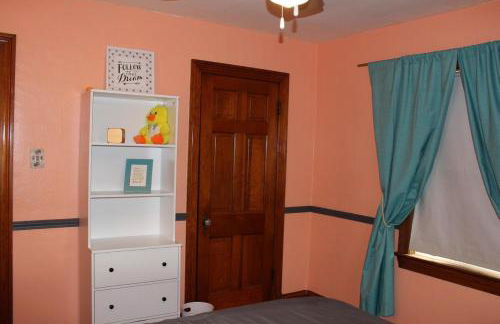 Charming Modern Retreat Near Downtown Jeffersonville & Bob Hedge Park - Foto 36