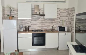 La Rosa dei Venti a 150 mt dall'Ospedale Pediatrico, a 200 mt dal mare ad a 30 minuti dalla Stazione San Pietro - Photo 29