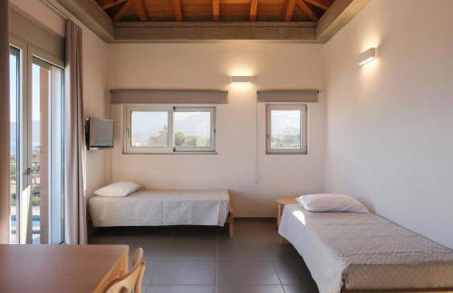 Pasithea Suites - Photo 5