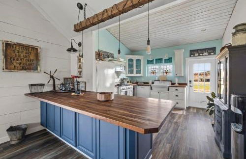 Kingsby Cottage - 1 Bedroom w Mountain views - Foto 15