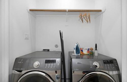 Downtown Oasis Rooftop with Skyline View - Foto 46