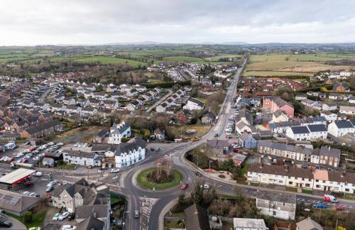 4BR House By Travel Lets Self Catering Accommodation Ballygowan With Near Belfast - Foto 57