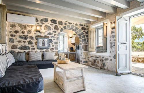 Pavlaina Complex of Traditional Residences in Nisyros. Enjoy the garden and the Sea View - Foto 29