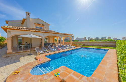 Villa Almendros - PlusHolidays - Photo 3