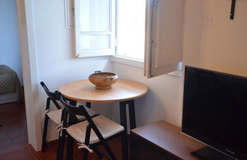 Casa das Laranjeiras e parque infantil - Foto 16