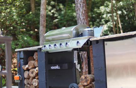Waterfront A-Frame Cabin w Hot Tub, Outdoor Kitchen, Firepit Near Hiking & ATV Trails - 10 mins to Helen, GA - Foto 27