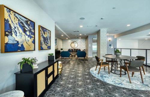 Cozysuites PHX RORO Gym, Pool, Pets, Parking! #5 - Foto 33