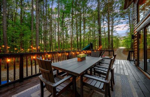 Hickory Bear - Cabin surrounded by pines, Sleeps 10, Hot Tub, Fire Pit, Arcade, Foosball Table & Deck Slide - Photo 66