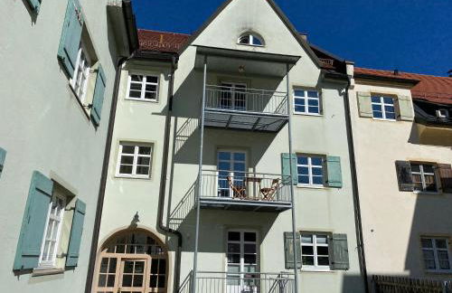 Best Butler Boho Boutique City Apartment Netflix - Foto 29