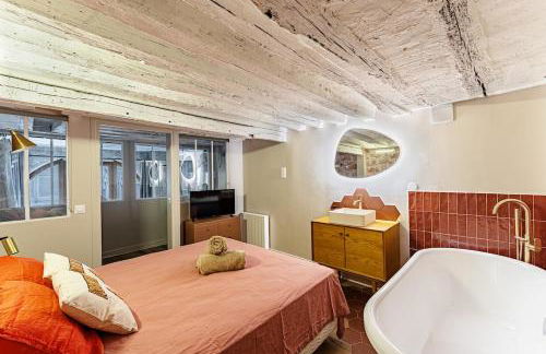 2BR apartment next to Notre Dame de Paris - Foto 2