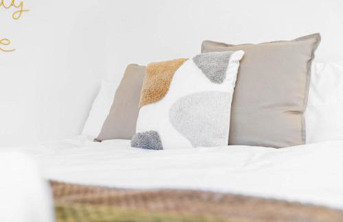 Charming Harvington Cottage - Hot Tub, Pet Friendly, Sleeps 11 - Foto 39