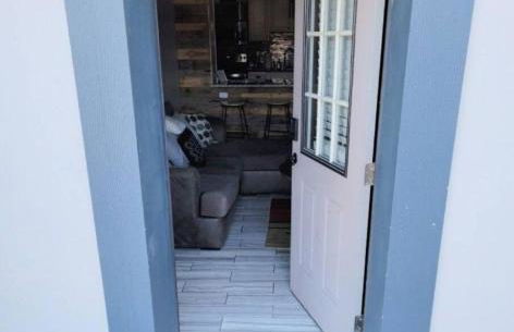 734 East Broadway, Unit 101 - Foto 19