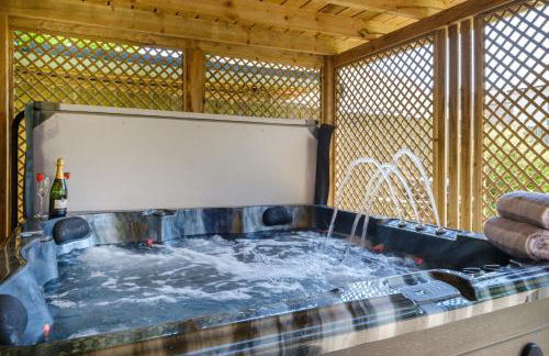 The Bolt Hole - Photo 44