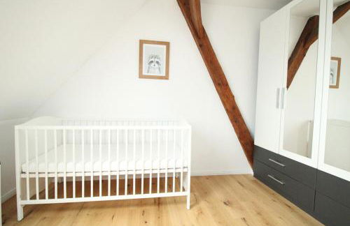 Stilvoll eingerichtete Landhauswohnung - Foto 2