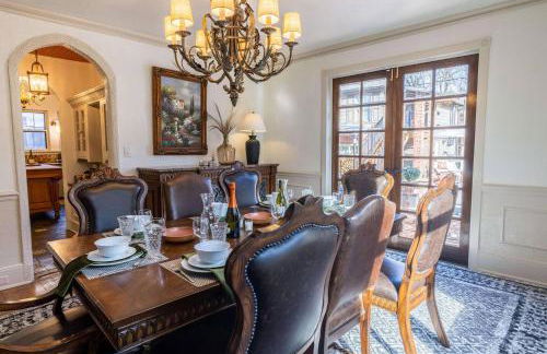 Historic Tudor Home, Heated Pool - Photo 35