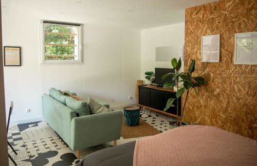 La Hutte de la Tortue Rez-de-jardin Patio au Calme - Foto 17