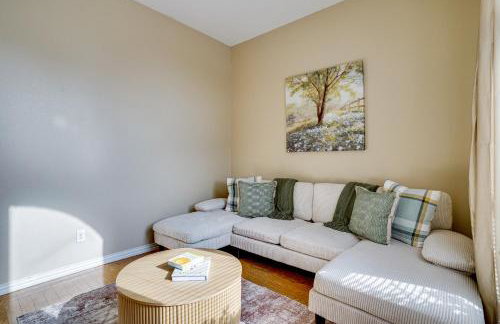 Family Getaway with Fenced Yard in Haltom City! - Foto 5