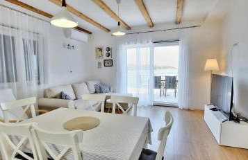 Captain's House Primošten - feel the sea - Photo 7